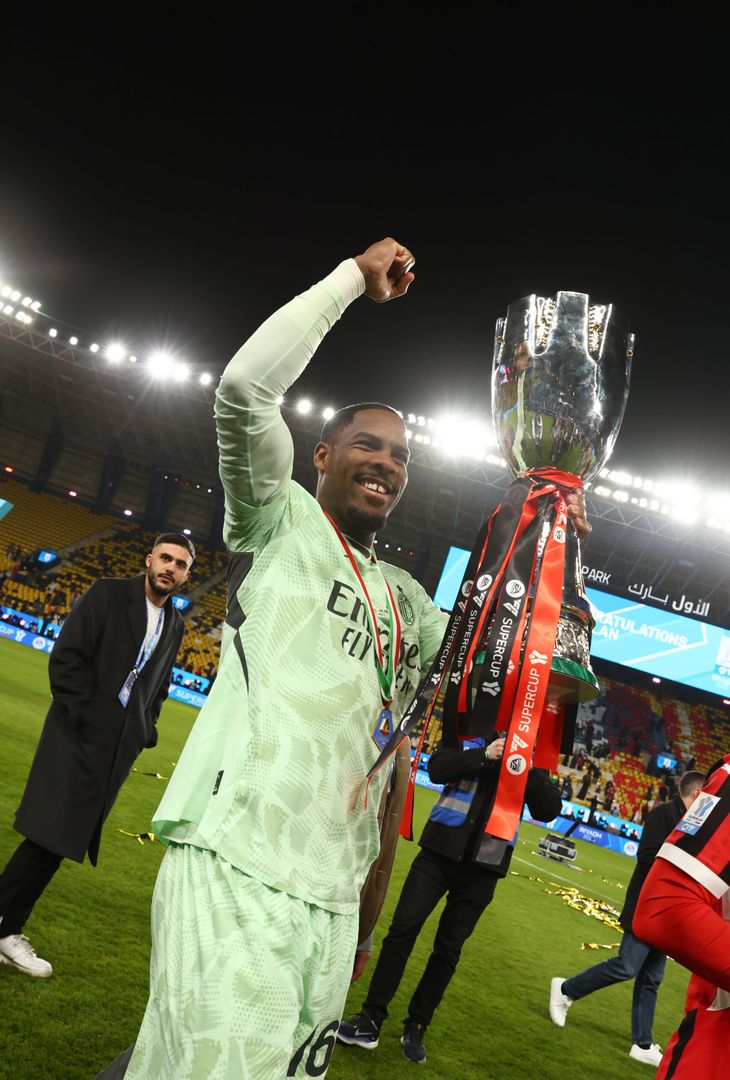 Mike Maignan Festeggiamenti derby Inter-Milan 2-3 Supercoppa italiana 2025