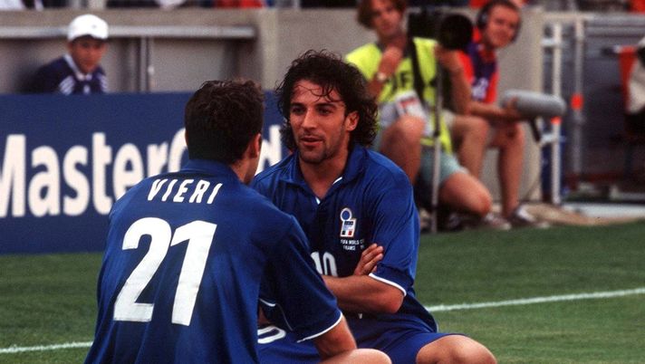 Odissea nel Mondiale del 1998: la staffetta Del Piero-Baggio, i rigori contro la Francia e quella foto iconica - immagine 1