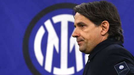 MILAN, ITALY - FEBRUARY 25: Simone Inzaghi, Head Coach of FC Internazionale, stands in front of a FC Internazionale badge prior to the Coppa Italia Quarter Final match between FC Internazionale and SS Lazio at Stadio Giuseppe Meazza on February 25, 2025 in Milan, Italy. (Photo by Marco Luzzani/Getty Images)