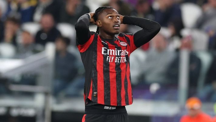Rafael Leao (qui in Juventus-Milan) | Getty Images Biasin: 'Non capisco perché bisogna sempre parlare di Leao'
