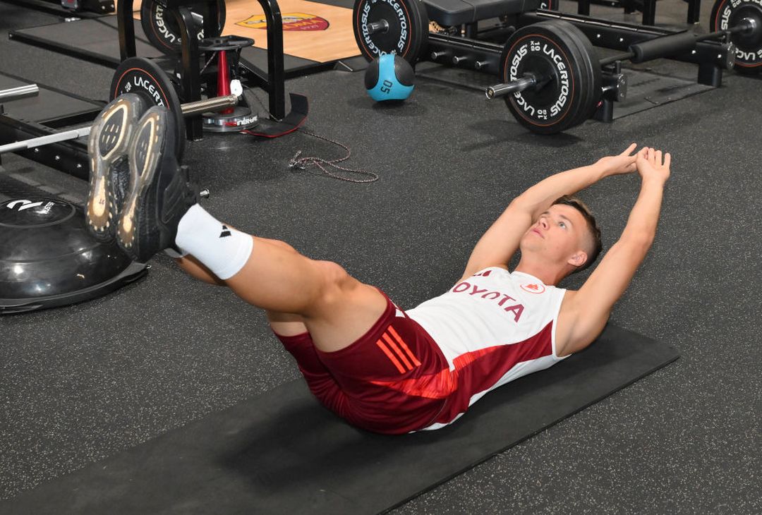 Roma, ripresa degli allenamenti tra palestra e campo: c’è Dybala – FOTO GALLERY - immagine 4