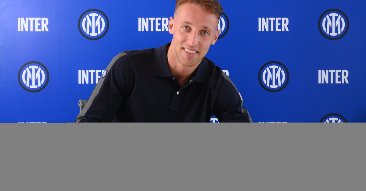 Zazzaroni risponde con ironia sui social: “Ecco chi prendo se mi arrivano 35 mln per Frattesi”