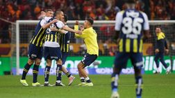 Il Fenerbahçe in 10 rimanda la festa del Galatasaray: Söyüncü decide il derby