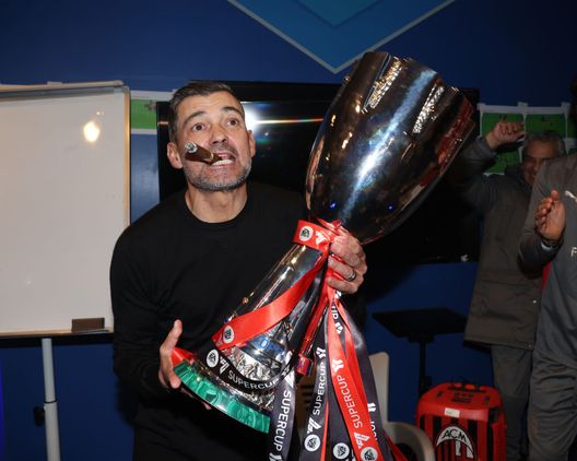 RIYADH, ARABIA SAUDITA - 06 GENNAIO: L'allenatore del Milan Sergio Conceicao (Photo by Claudio Villa/AC Milan via Getty Images) Porto versione 2024-2025: cosa è cambiato dopo l’addio di Sergio Conceicao?- immagine 2