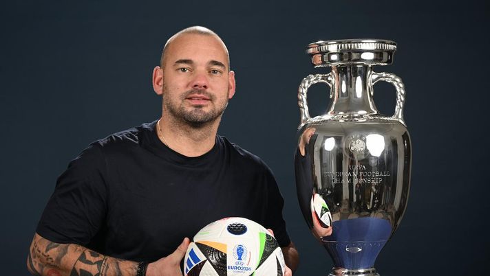 Sorteggio Euro 2024 e l’audio di un film porno, Sneijder: “Molto rumoroso. Ho detto a Matuidi…” - immagine 1