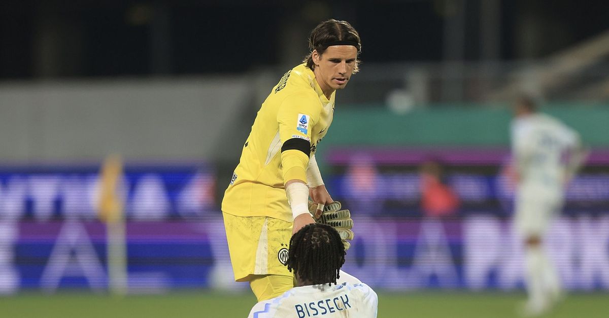 l8217inter non va oltre il pareggio a firenze ora il milan 232 a 6 lotta scudetto riaperta da Pianetamilan.it l8217inter non va oltre il pareggio a firenze ora il milan 232 a 6 lotta scudetto riaperta