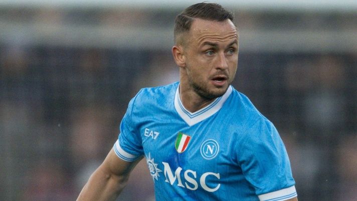 Napoli, ag. Lobotka: 'Ecco cosa potrebbe succedere se resta Conte'