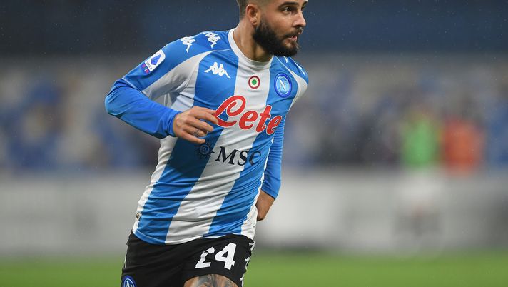 NAPLES, ITALY - DECEMBER 23: Lorenzo Insigne of SSC Napoli celebrates after scoring their sides first goal during the Serie A match between SSC Napoli and Torino FC at Stadio Diego Armando Maradona on December 23, 2020 in Naples, Italy. Sporting stadiums around Italy remain under strict restrictions due to the Coronavirus Pandemic as Government social distancing laws prohibit fans inside venues resulting in games being played behind closed doors. (Photo by Francesco Pecoraro/Getty Images) Napoli-Torino 1-1, Insigne: “Questi sono due punti persi” - immagine 1