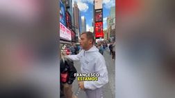 Totti show a New York: selfie a Times Squadre e la battuta su Messi è tutta da ridere