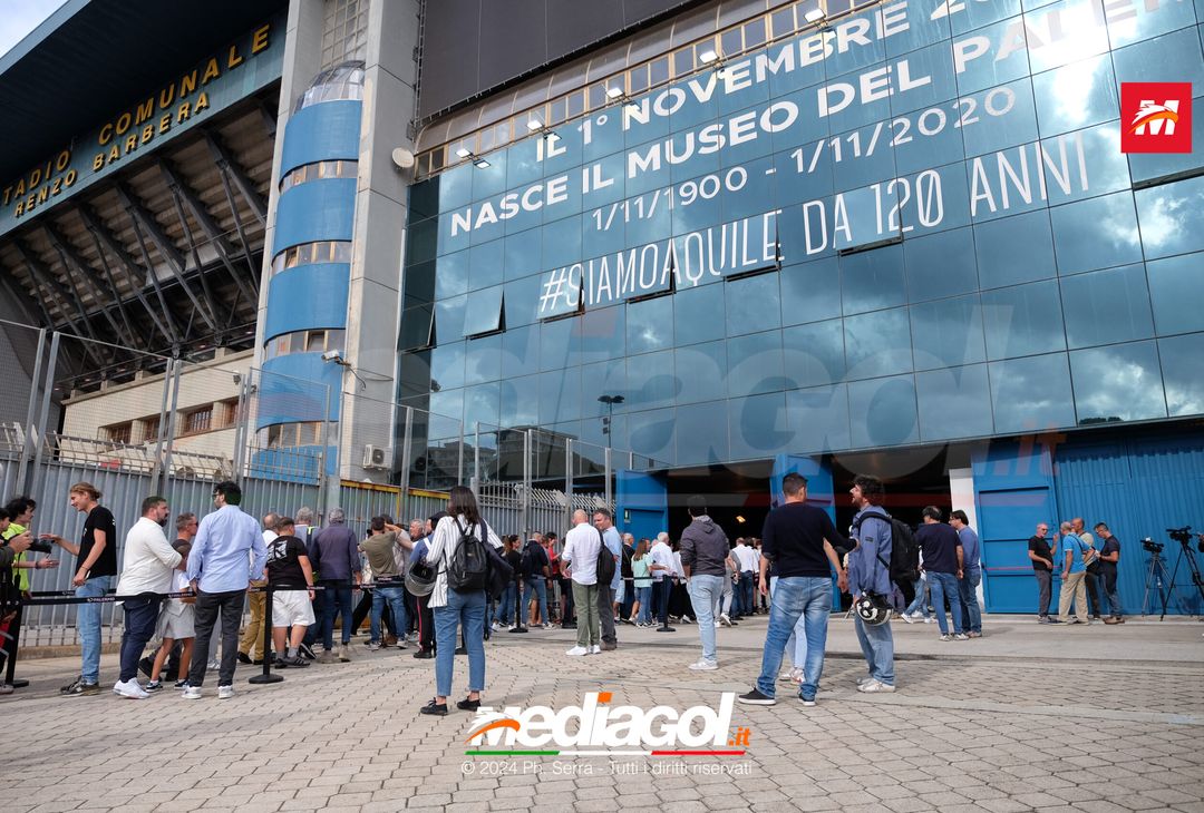 FOTO: I palermitani salutano Totò Schillaci allo Stadio (GALLERY) - immagine 8