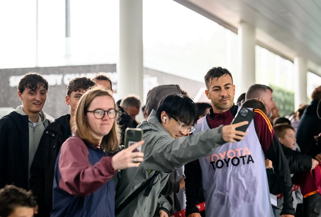 Roma, la seduta pomeridiana aperta ai tifosi al St. George’s Park – FOTO GALLERY - immagine 9