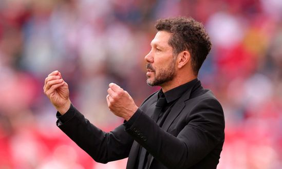 Footmercato: “L’Inter ragiona sul futuro di Chivu: sogno Simeone per la panchina”- immagine 2