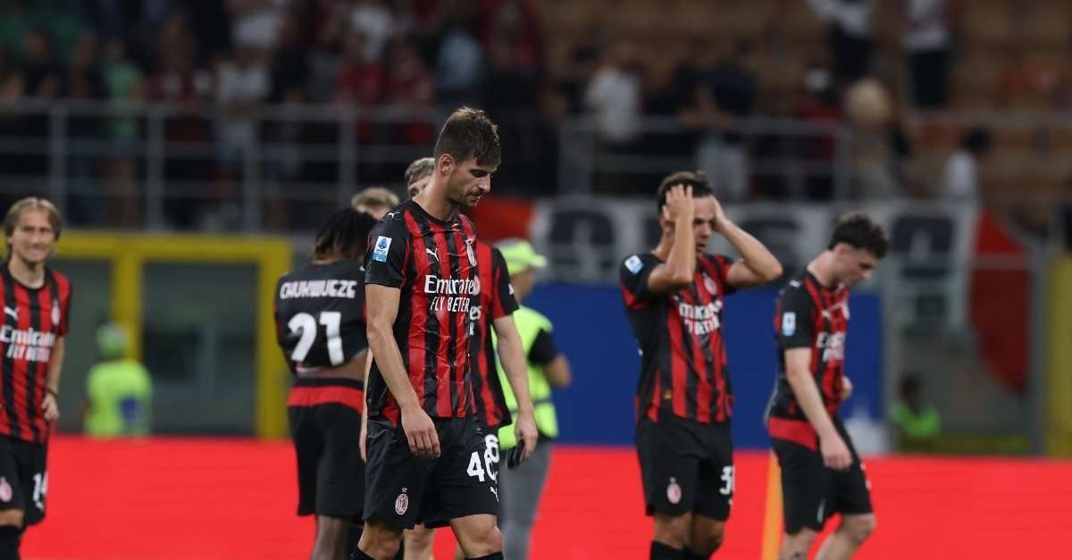 Il Milan perde in casa contro la Cremonese, non succedeva da 100 anni Il Milan perde in casa contro la Cremonese, non succedeva da 100 anni