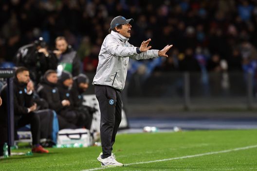 NAPLES, ITALY - JANUARY 07: Antonio Conte SSC Napoli head coach during the Serie A match between SSC Napoli and Hellas Verona FC at Stadio Diego Armando Maradona on January 07, 2026 in Naples, Italy. (Photo by Francesco Pecoraro/Getty Images)