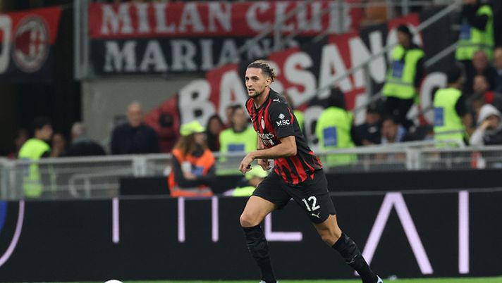 MILAN, ITALY - SEPTEMBER 28: Adrien Rabiot of AC Milan in action during the Serie A match between AC Milan and SSC Napoli at Giuseppe Meazza Stadium on September 28, 2025 in Milan, Italy. (Photo by Claudio Villa/AC Milan via Getty Images) Casa Rossonera