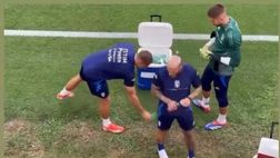 VIDEO / Sky – Azzurri a Coverciano, Frattesi infastidisce Dimarco: “In mancanza di Asllani…”