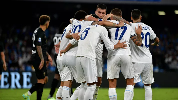 Napoli-Lazio 1-2, Zielinski ed il Var non bastano. Sarri festeggia, Garcia riflette - immagine 1