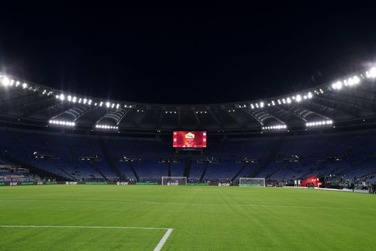 ROME, ITALY - OCTOBER 20: A general view of the Stadio Olimpico before the Serie A match between AS Roma and FC Internazionale at Stadio Olimpico on October 20, 2024 in Rome, Italy. (Photo by Paolo Bruno/Getty Images) Dazn, Lazio-Inter in chiaro: compreso pre e post gara. Ecco come fare- immagine 2