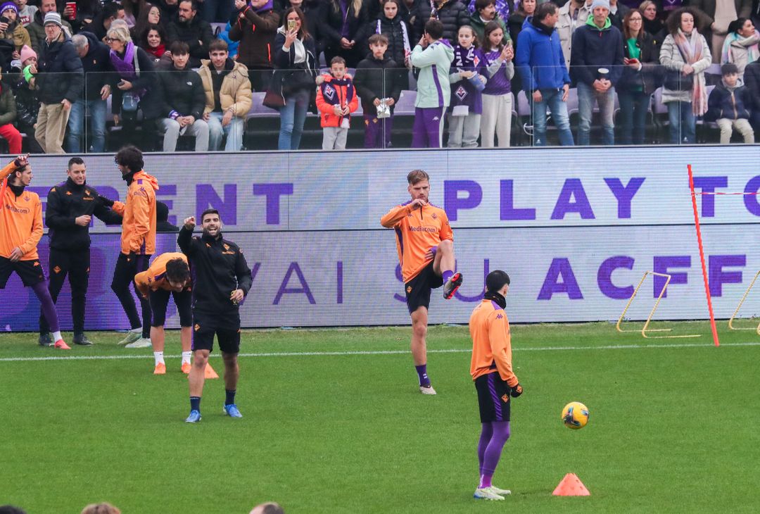 Gallery VN – Allenamento a porte aperte della Fiorentina, le immagini più belle - immagine 97
