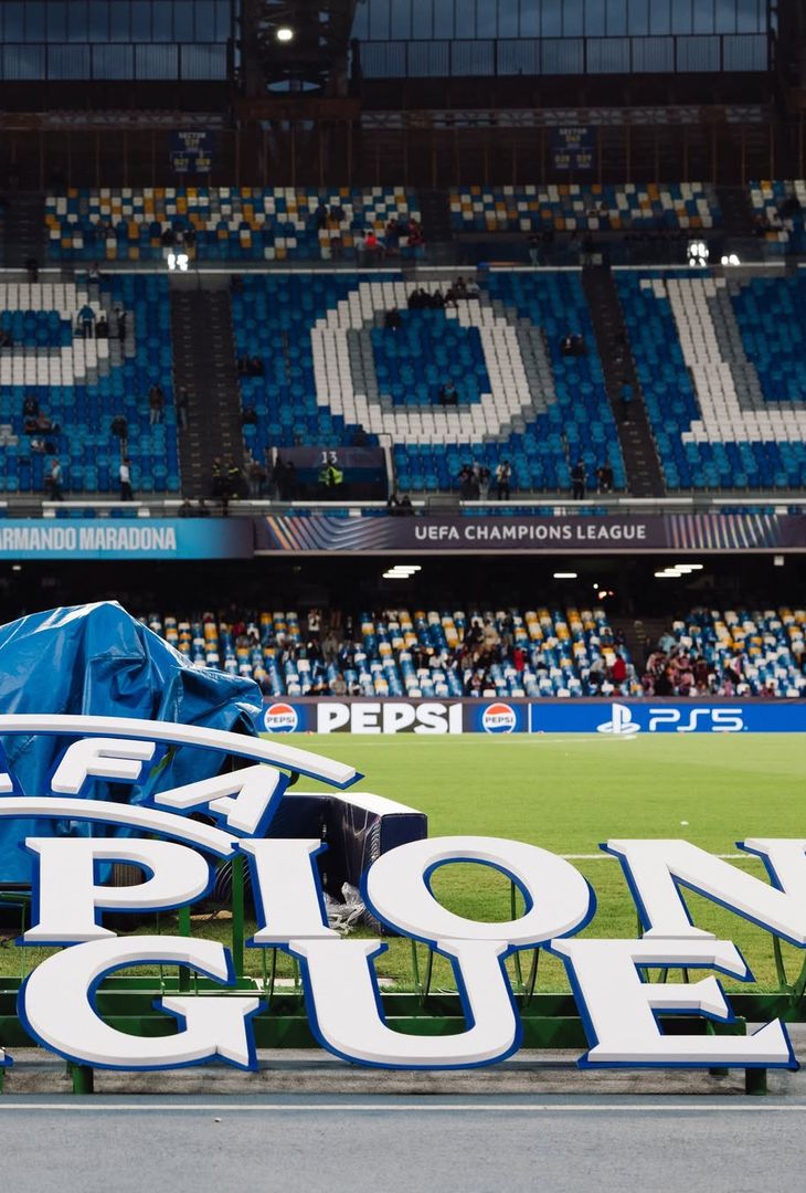 Circa un'ora separa Napoli-Sporting Lisbona dal suo fischio d'inizio. In programma alle 21:00, la gara è valevole per la 2ª giornata della League Phase dell'edizione 2025/26 di Champions. Ad ospitare tale scontro sarà lo Stadio Diego Armando Maradona, di cui l'admin dei social azzurri ha pubblicato una serie di scatti sul proprio account Instagram.