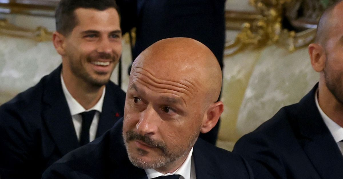milanbologna italiano al quirinale la città sogna la coppa video da Pianetamilan.it milanbologna italiano al quirinale la città sogna la coppa video