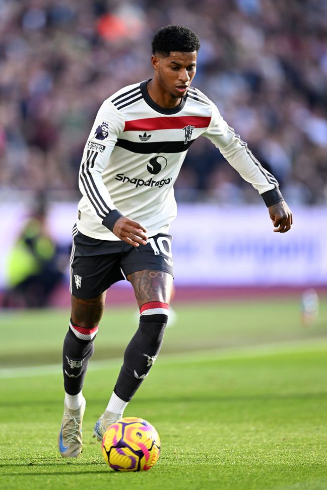 Neville critica Casemiro e Rashford: “Arriva Amorim e voi andate in vacanza?”- immagine 3