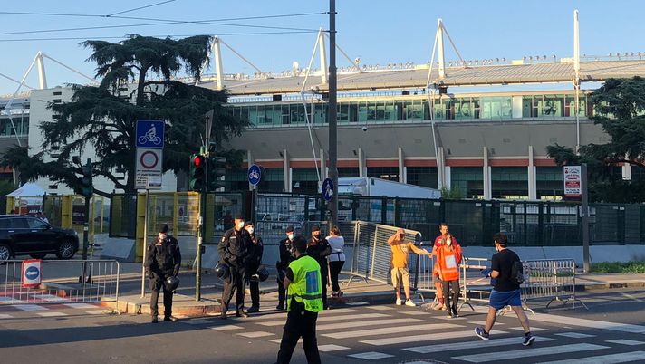 Torino-Brescia, le ultime dai campi: striscioni in via Filadelfia. Genoa ko col Napoli - immagine 1