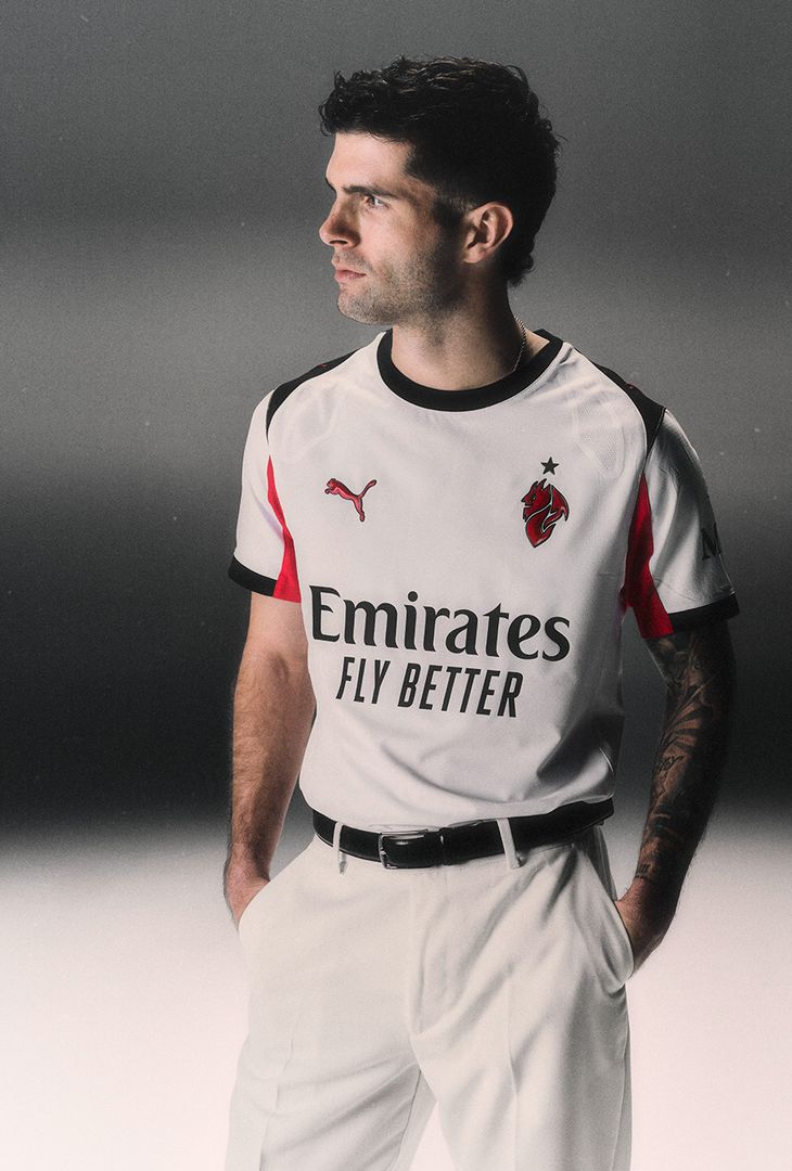 Presentata la nuova seconda maglia ('Away Kit') del Milan per la stagione 2025-2026 | AC Milan News