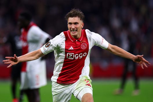 Ajax, Godts: “Inter? La Champions è un altro livello. Dumfries? A nessuno piace…” - immagine 1