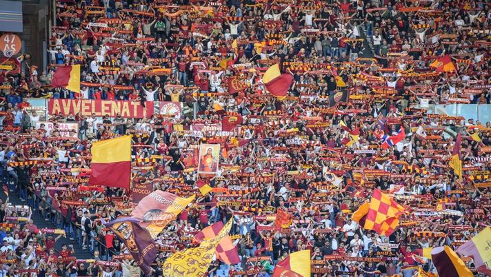 Getty Images Giudice Sportivo, ammenda di 2000 euro alla Roma per il lancio di un fumogeno - immagine 1
