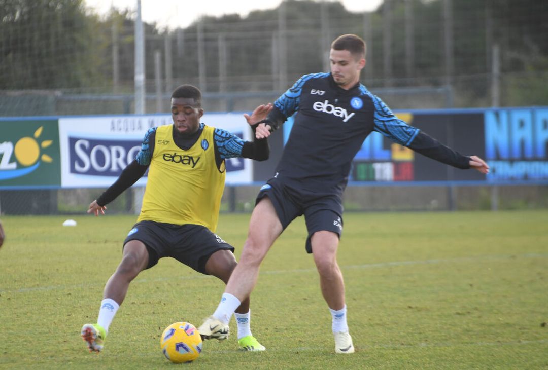 GALLERY Milan-Napoli, gli azzurri tornano ad allenarsi agli ordini di mister Mazzarri - immagine 5