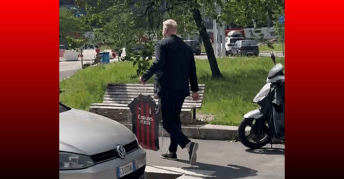 le lacrime di tare ci hanno colpito dal milan il solito addio freddo e ingrato da Pianetamilan.it le lacrime di tare ci hanno colpito dal milan il solito addio freddo e ingrato
