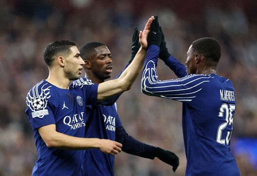 Hakimi, Dembelè e Nuno Mendes, Psg (Foto di Dan Istitene/Getty Images) Hakimi contro la parola ingiocabili: “Non lo siamo, il PSG è una squadra umile”- immagine 3