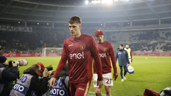 TURIN, ITALY - 2023, DECEMBER 16: Gvidas Gineitis of Torino FC, looks on prior to the Serie A TIM match between Torino FC and Empoli FC at Stadio Olimpico di Torino. Photo: Nderim Kaceli Torino, i convocati per il Lecce: torna Gineitis, fuori Vlasic, Savva e Schuurs - immagine 1