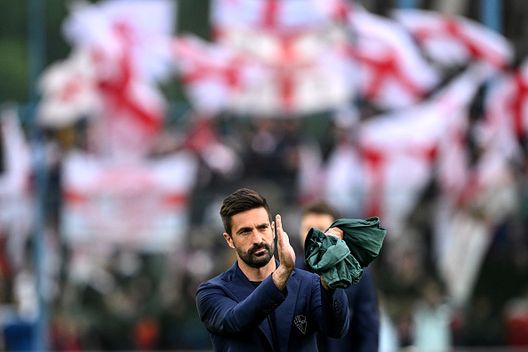Matteo Andreoletti del Padova durante la partita di Serie C tra Lumezzane e Padova il 25 aprile 2025 a Lumezzane, Italia ESCLUSIVA – Andreoletti: “La vittoria è del gruppo”, il tecnico che sta rivoluzionando il Padova- immagine 3