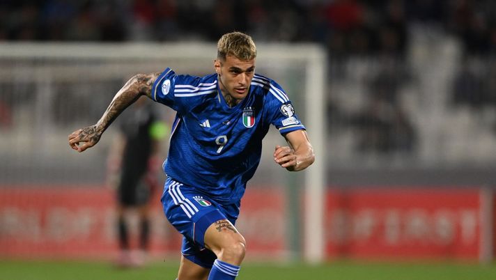 Scamacca a un passo dall’Inter, sorride anche Mancini: con Frattesi e Barella… - immagine 1