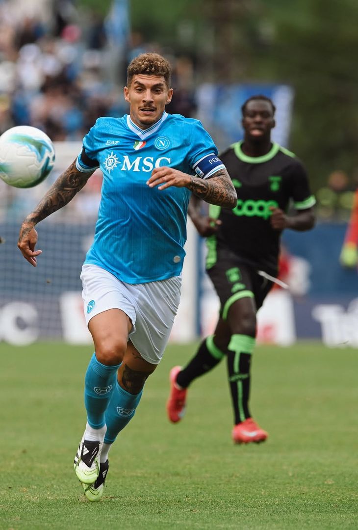 Napoli avanti 2-0 col Catanzaro