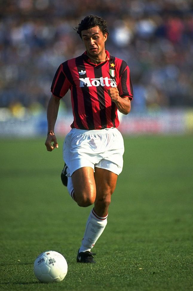 1992: Paolo Maldini of AC Milan in action during a match. Mandatory Credit: Ben Radford/Allsport Paolo Maldini