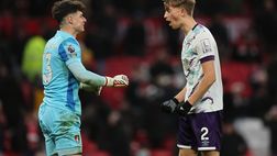 Premier League, Huijsen e Kluivert sbancano Old Trafford. L’Everton ferma il Chelsea