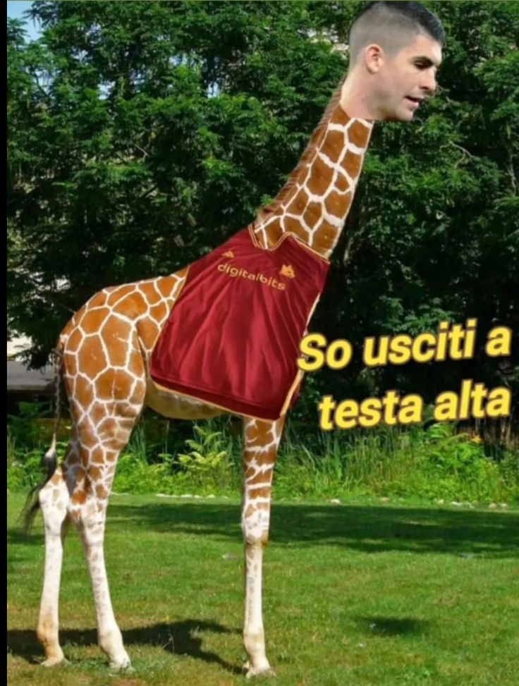 Roma, la bandiera anti-Lazio del derby si ritorce contro Mancini: ha cambiato colore…- immagine 3