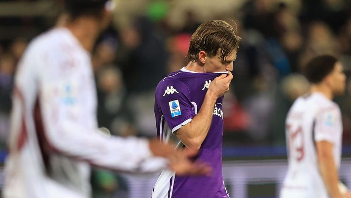 Inizio ripresa e infortunio, Gudmundsson costretto ad uscire: la prima diagnosi - immagine 1