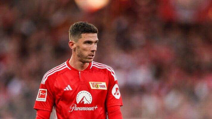 Bologna, pronta una nuova offerta per Gosens: parte la sfida al Benfica - immagine 1