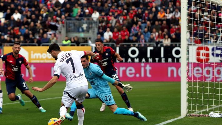 Il Bologna si fa rimontare a Cagliari, decisivo un autogol di Calafiori: 2-1- immagine 1