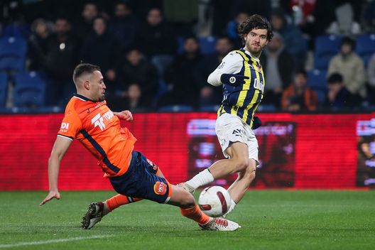 Il Fenerbahce fa la voce grossa nei match contro il Basaksehir: i precedenti- immagine 5