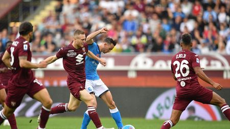 TURIN, ITALY - MAY 07: Fabian Ruiz of SSC Napoli scores the opening goal during the Serie A match between Torino FC and SSC Napoli at Stadio Olimpico di Torino on May 7, 2022 in Turin, Italy. (Photo by Valerio Pennicino/Getty Images)