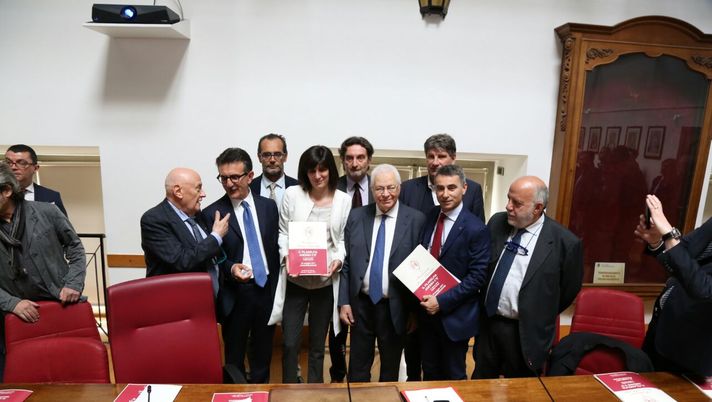 Filadelfia, Appendino: “Dovrà essere la casa di tutti i torinesi” Filadelfia, Appendino: “Dovrà essere la casa di tutti i torinesi” - immagine 1