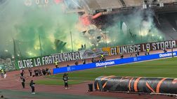 Panathinaikos-Roma, sugli spalti l’omaggio tra le due tifoserie: “Ci unisce la storia”