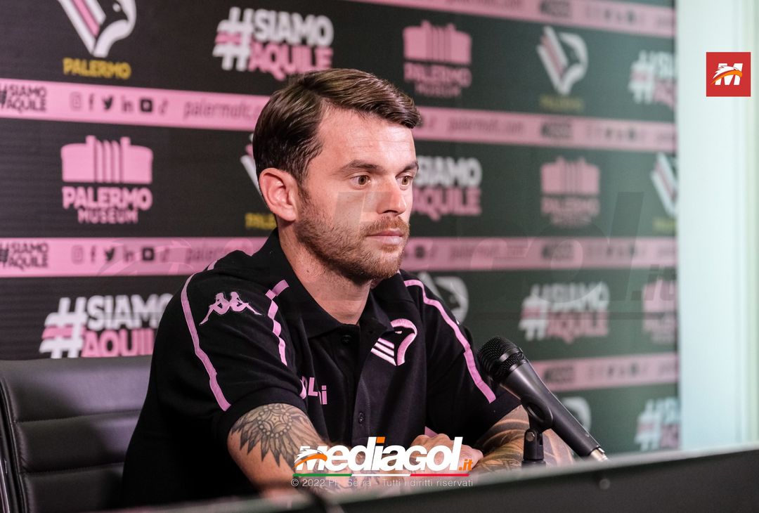 FOTO RITIRO PALERMO, Matteo Brunori in conferenza stampa (Gallery) - immagine 15