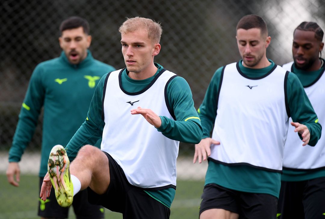 Lazio, tutte le immagini dell’allenamento a Formello – GALLERY - immagine 7