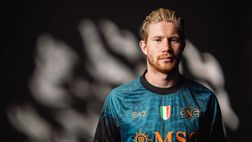 Quattro calciatori del Napoli testimonial per la nuova maglia di Halloween LA GALLERY